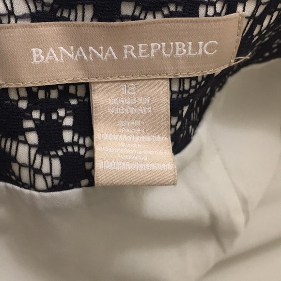 Banana Republic Pencil Skirt - Picture 4 of 4